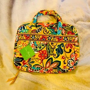 Vera Bradley Good Book Cover. Provençal print.